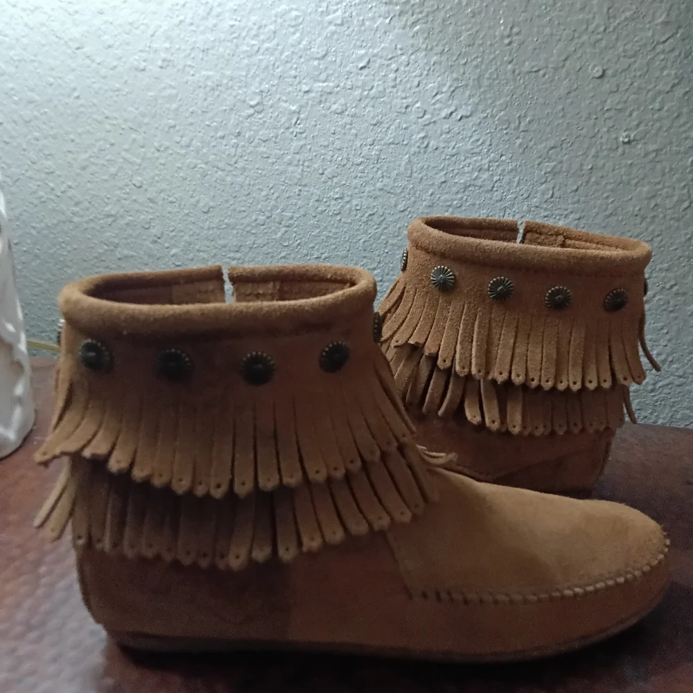 Minnetonka x Free People Sz. 7 Double Fringe Side Zip Boots